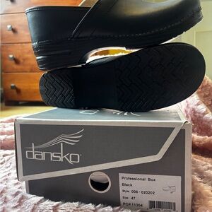 Dansko Men's Black Professional Clogs